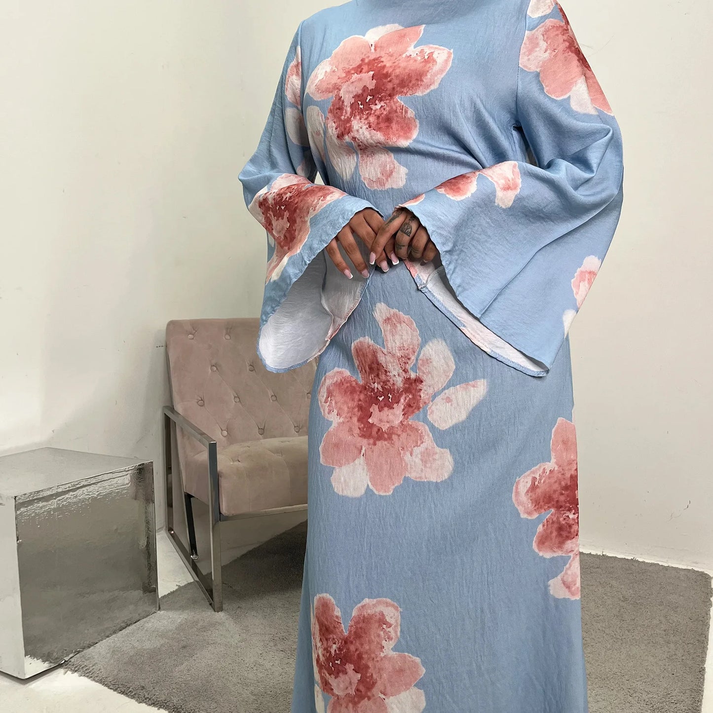 Arabesque Bell Sleeve Flowy Maxi Abaya Dress Elegant Floral Print Muslim Modest Long Dress Islamic Vacation Outfit Summer Robe - Bako Bako
